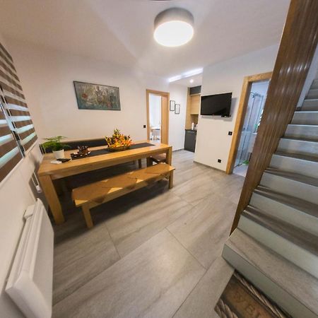 Apartments Oeneus Racic Екстериор снимка