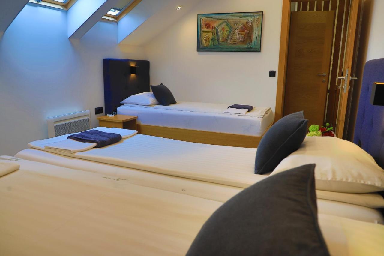 Apartments Oeneus Racic Екстериор снимка